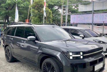 Hyundai Santa FE SUV premium 7 penumpang di Jakarta dan Bekasi dengan pilihan mesin bensin 2.5 dan Hybrid Electric Vehicle (HEV), tampilan elegan dan fitur keselamatan modern