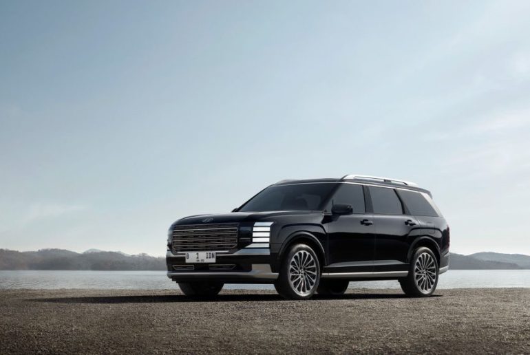 Kelebihan Hyundai Palisade HEV dibanding kompetitor SUV hybrid premium di Jakarta